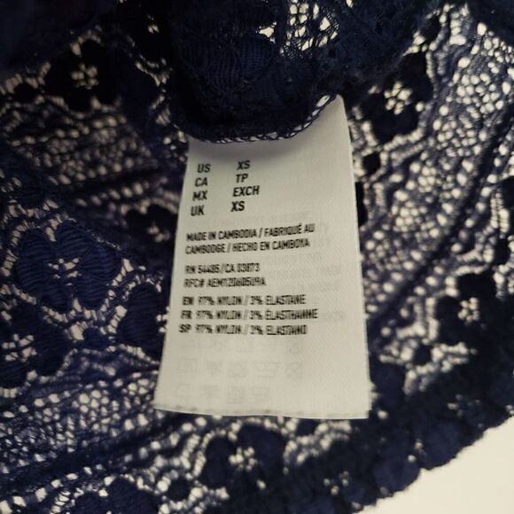 American Eagle Lace Cropped Tee XS - Picture 4 of 5